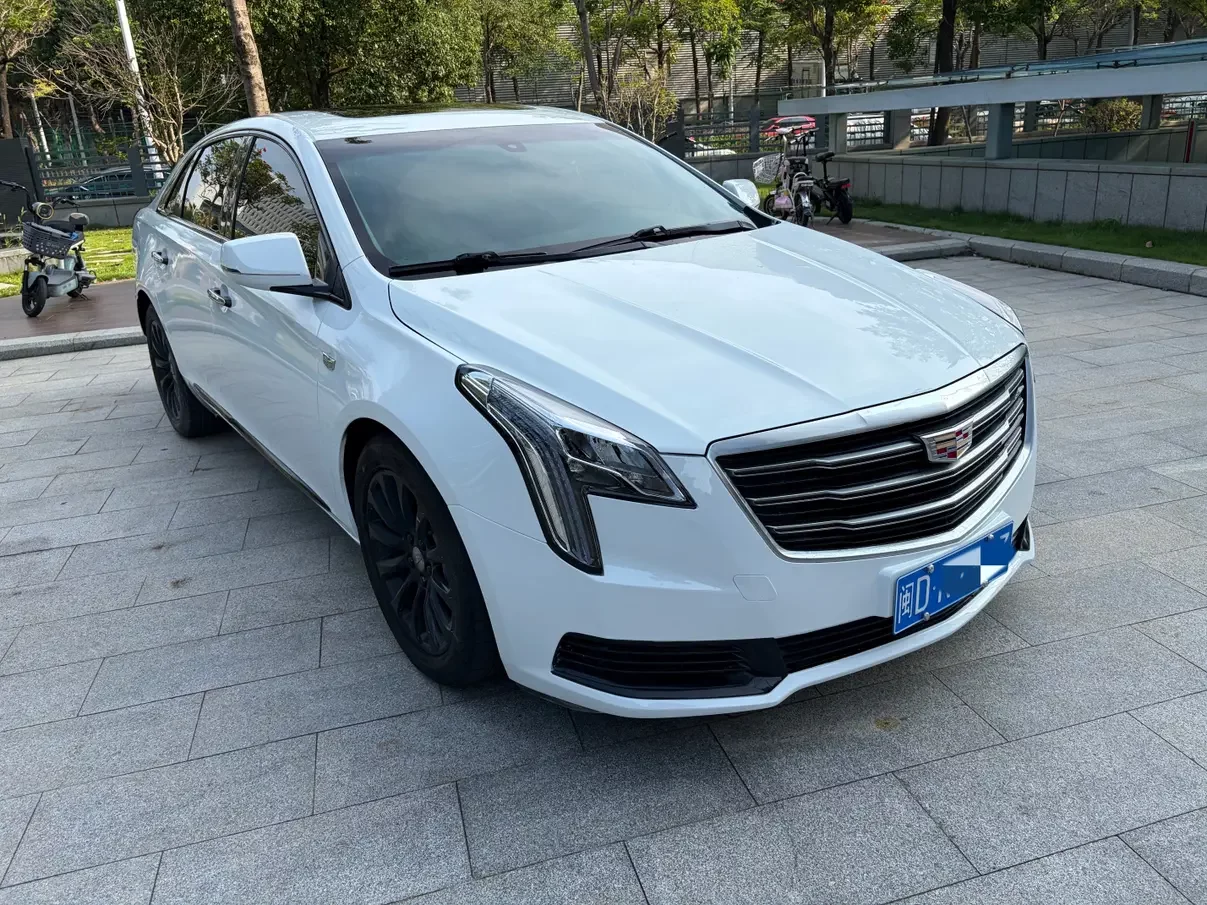 Cadillac XTS