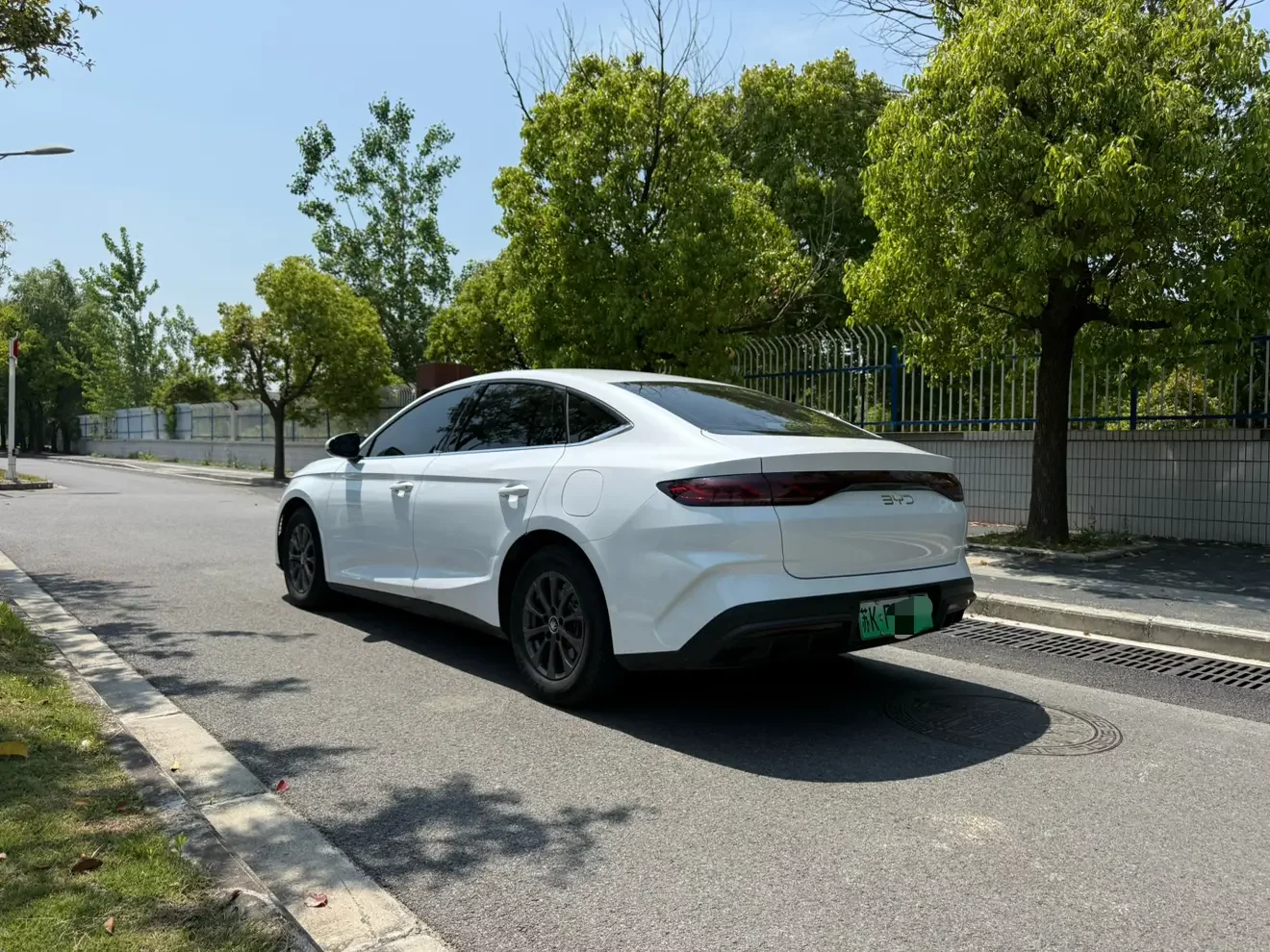 BYD Qin L DM