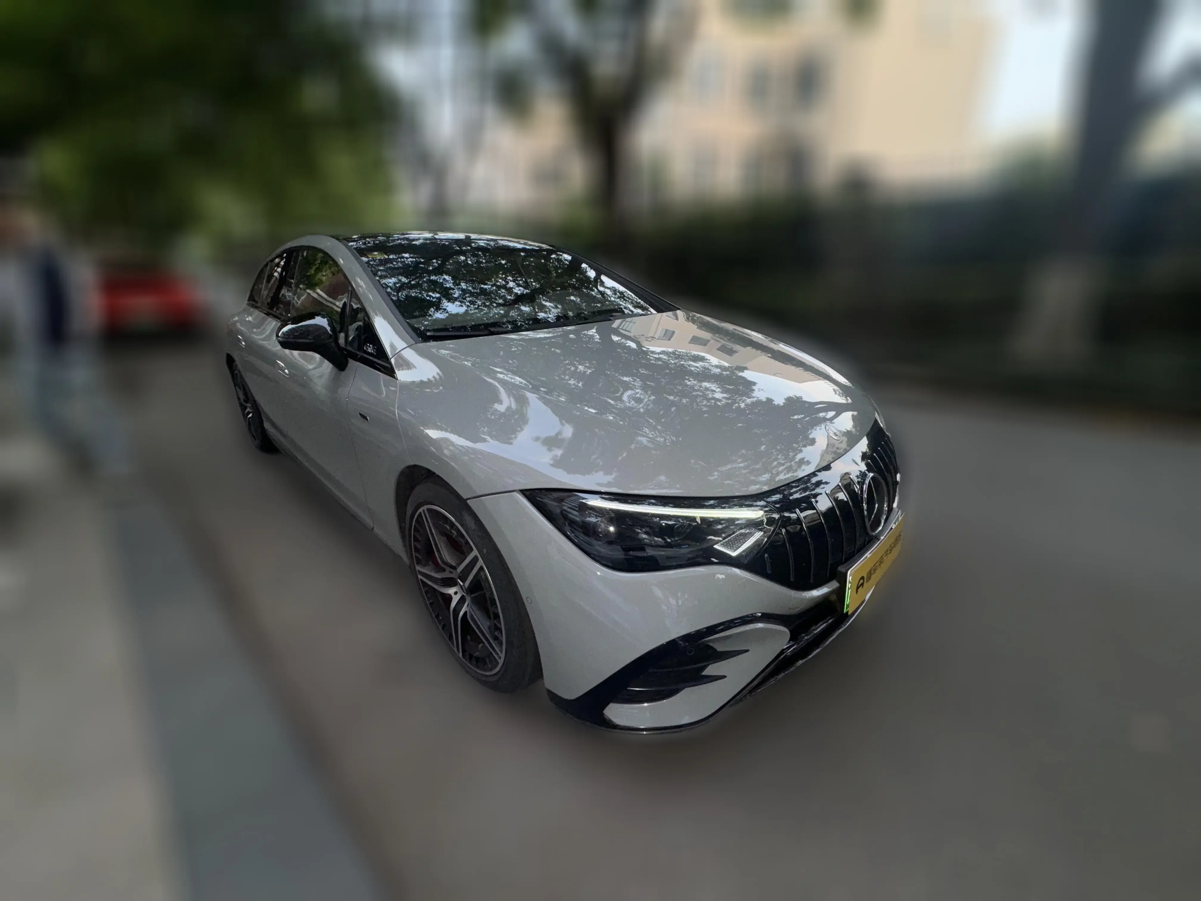 Mercedes-Benz EQE AMG