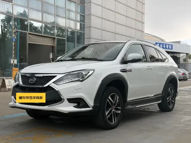 BYD Tang DM