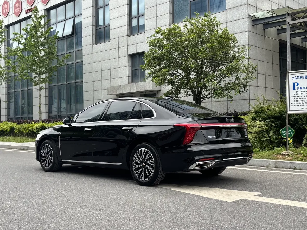 Hongqi H5