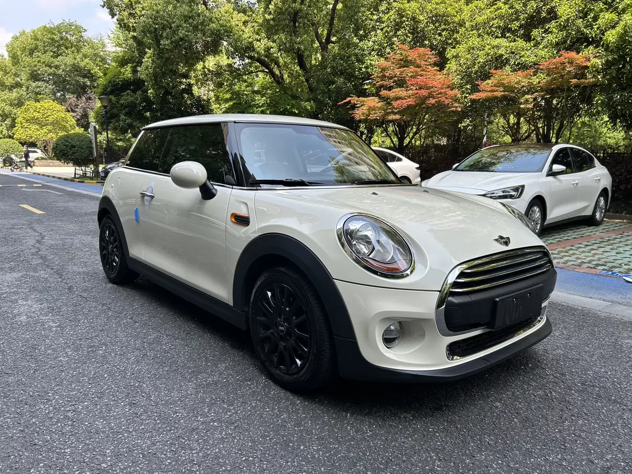 MINI 