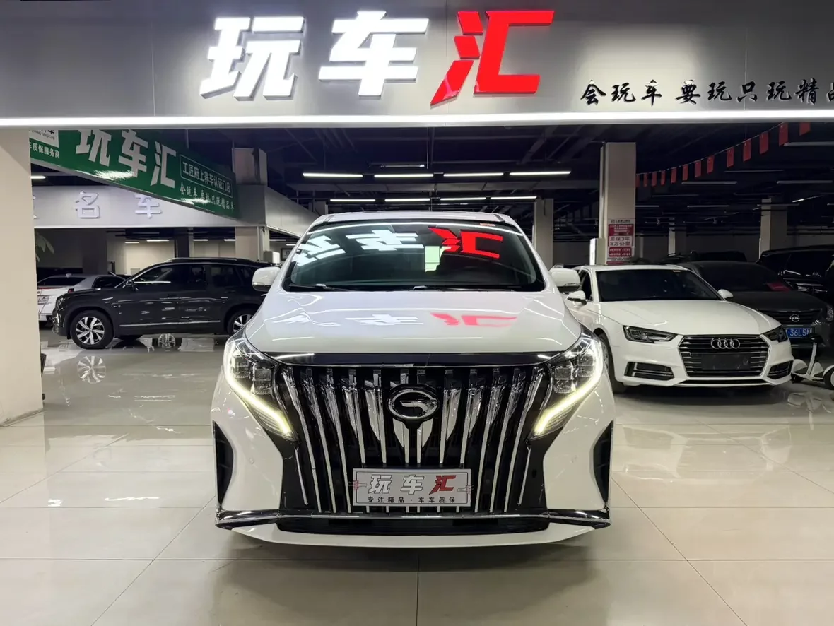 GAC Trumpchi M8
