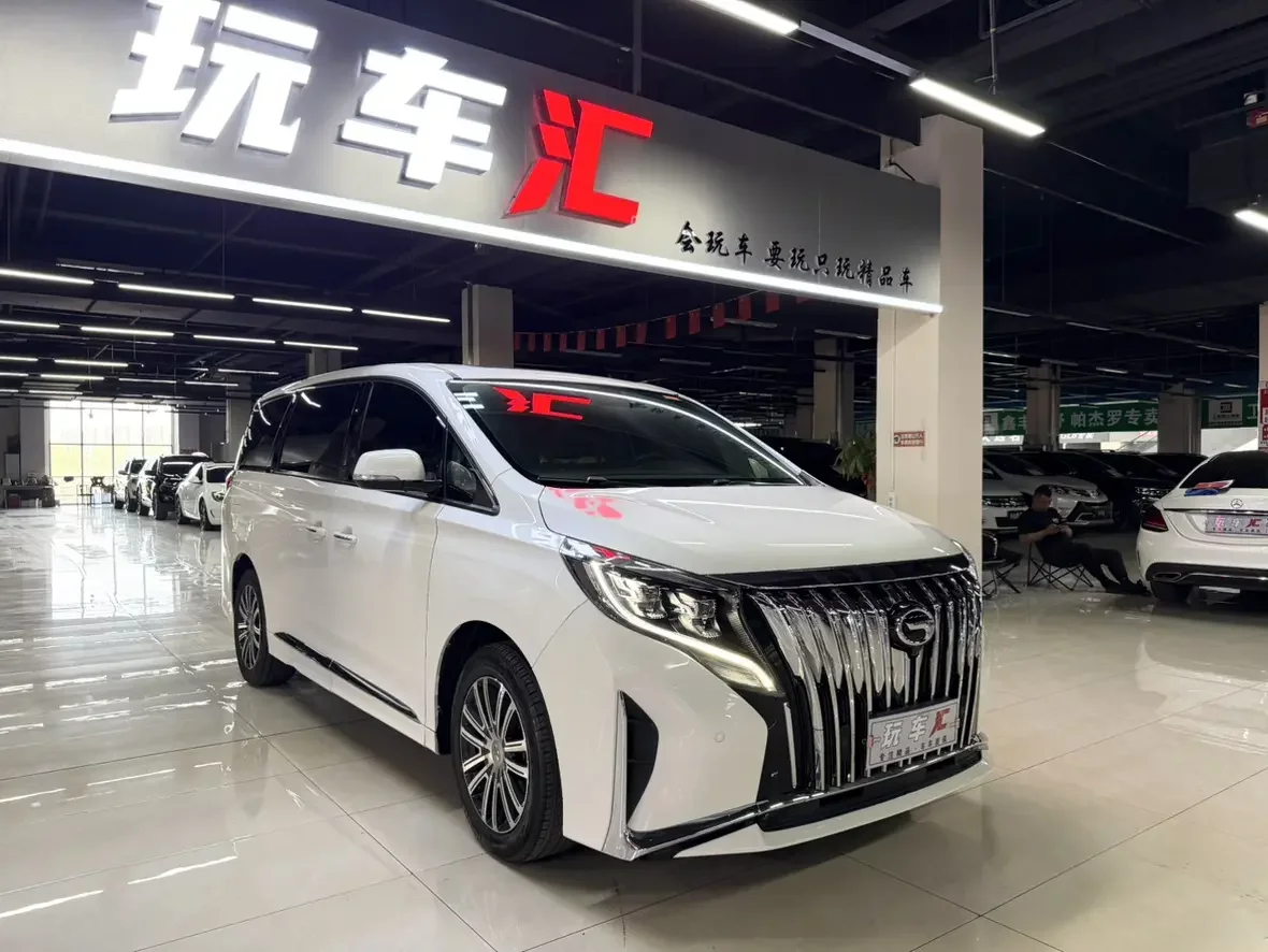 GAC Trumpchi M8