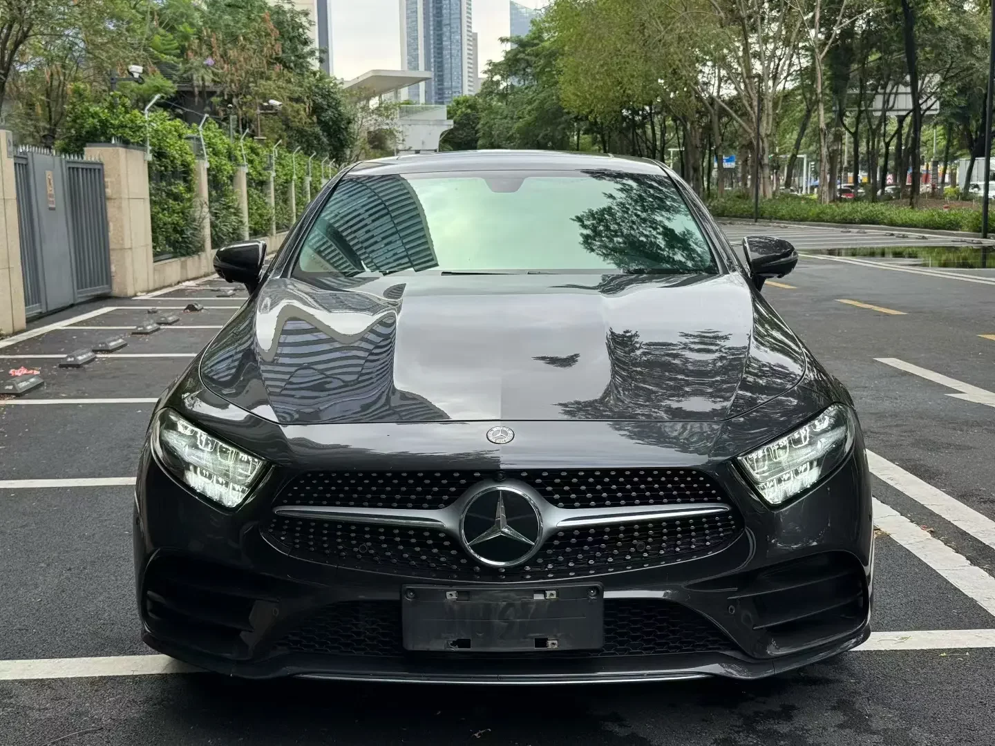 Mercedes-Benz CLS