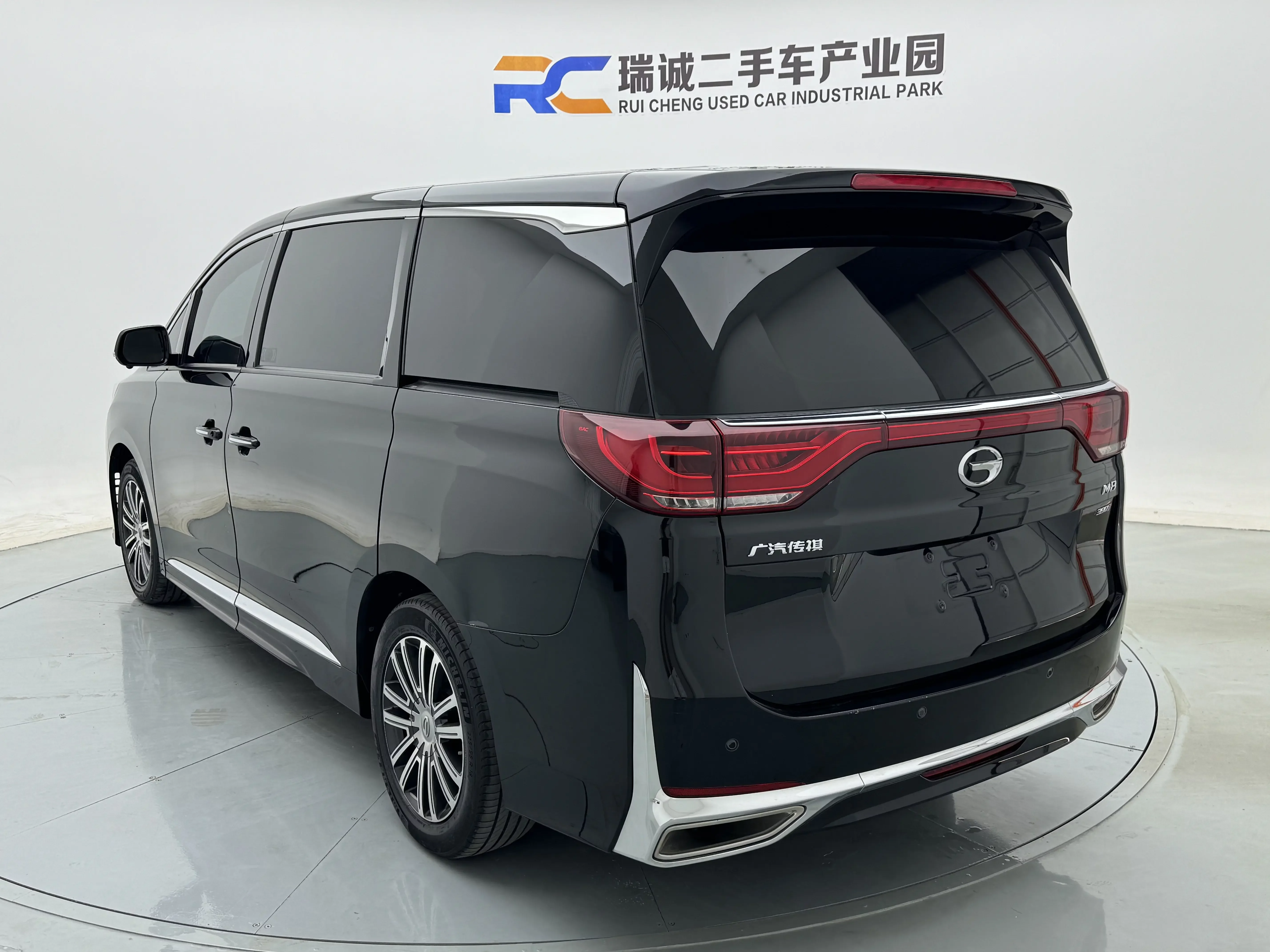 GAC Trumpchi M8