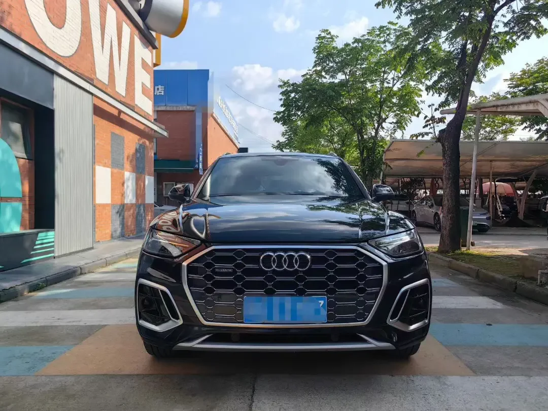 Audi Q5L Sportback