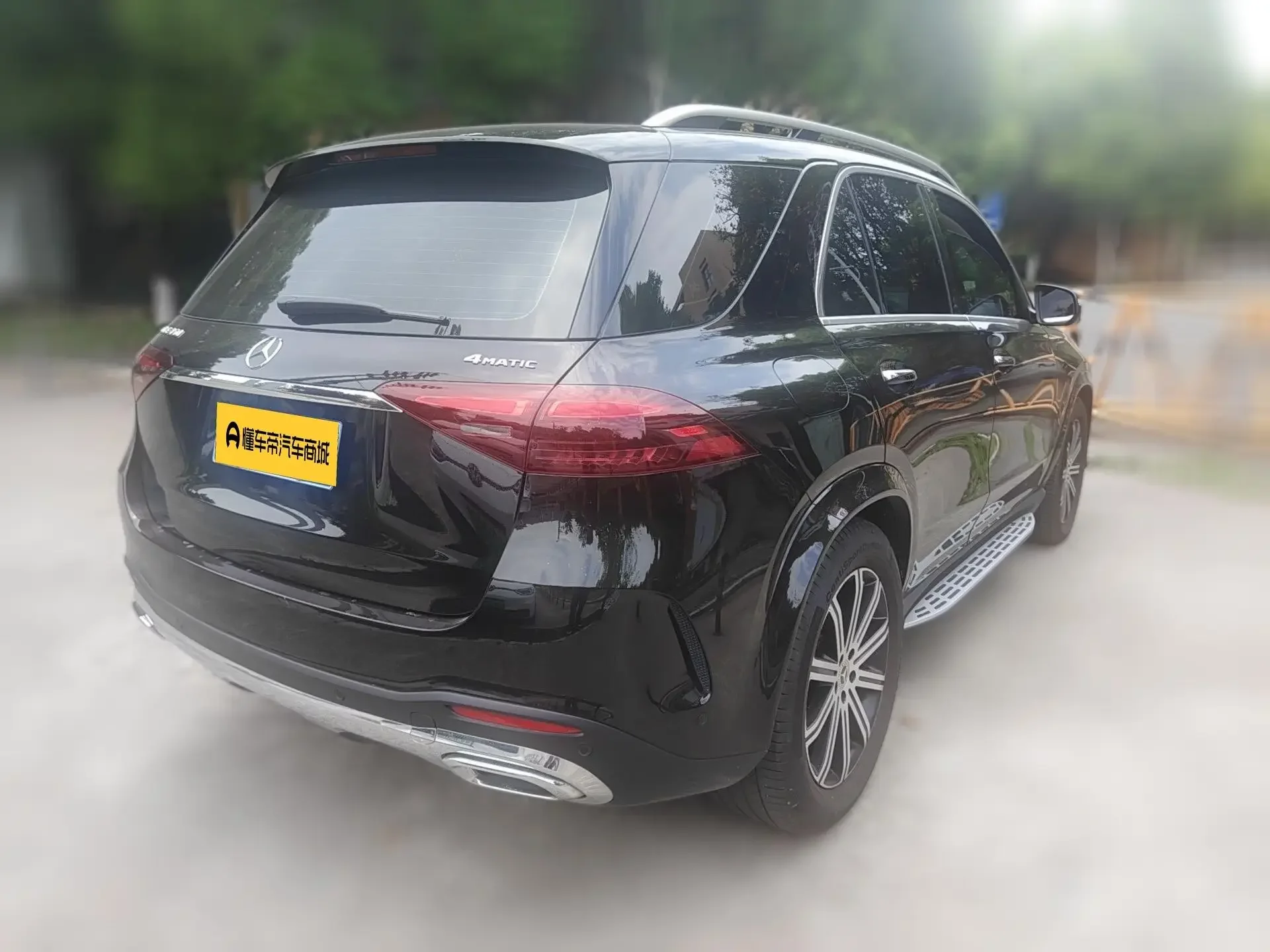 Mercedes-Benz GLE (Imported)