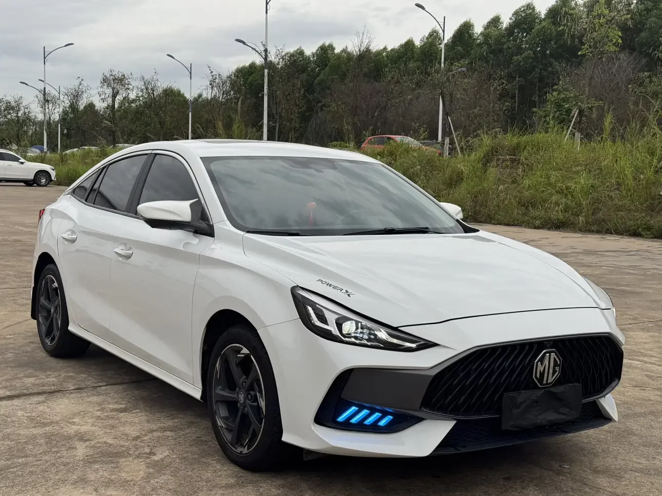 MG 5