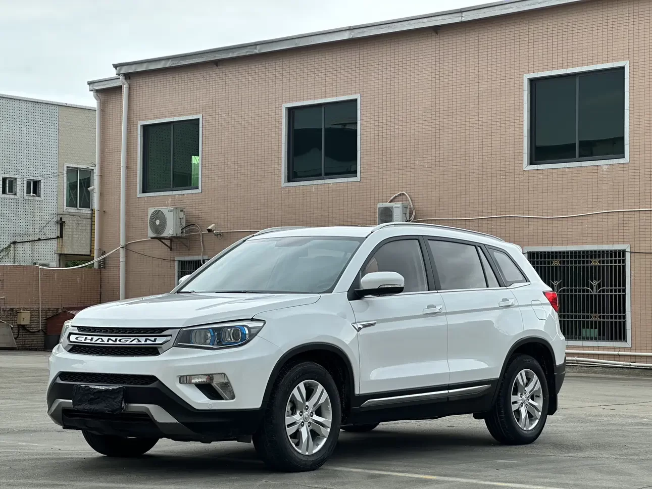 Changan CS75
