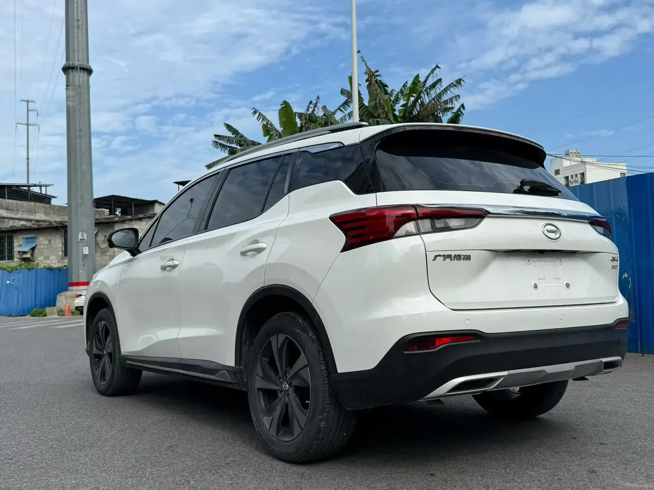 GAC Trumpchi GS4