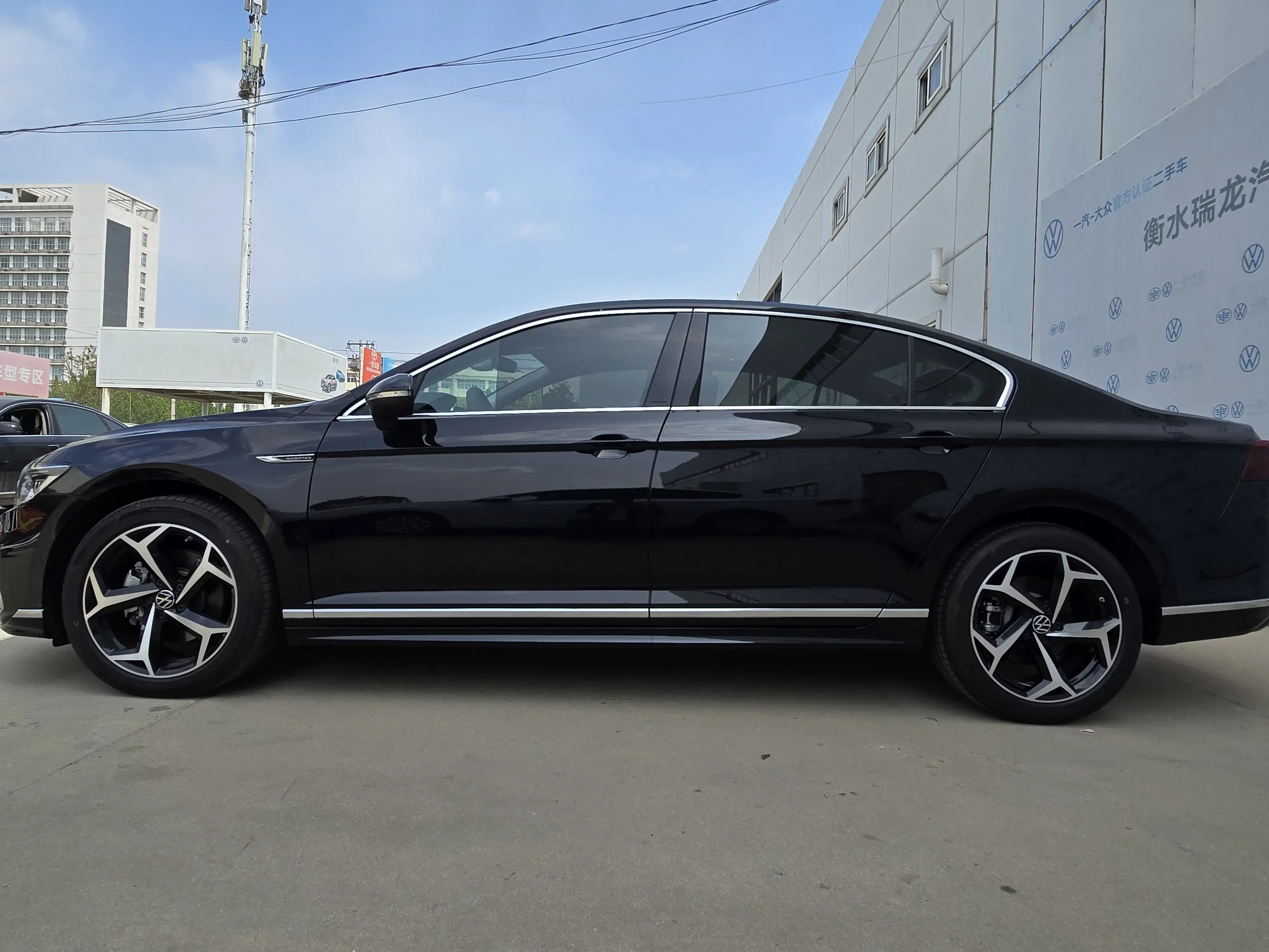 Volkswagen Magotan