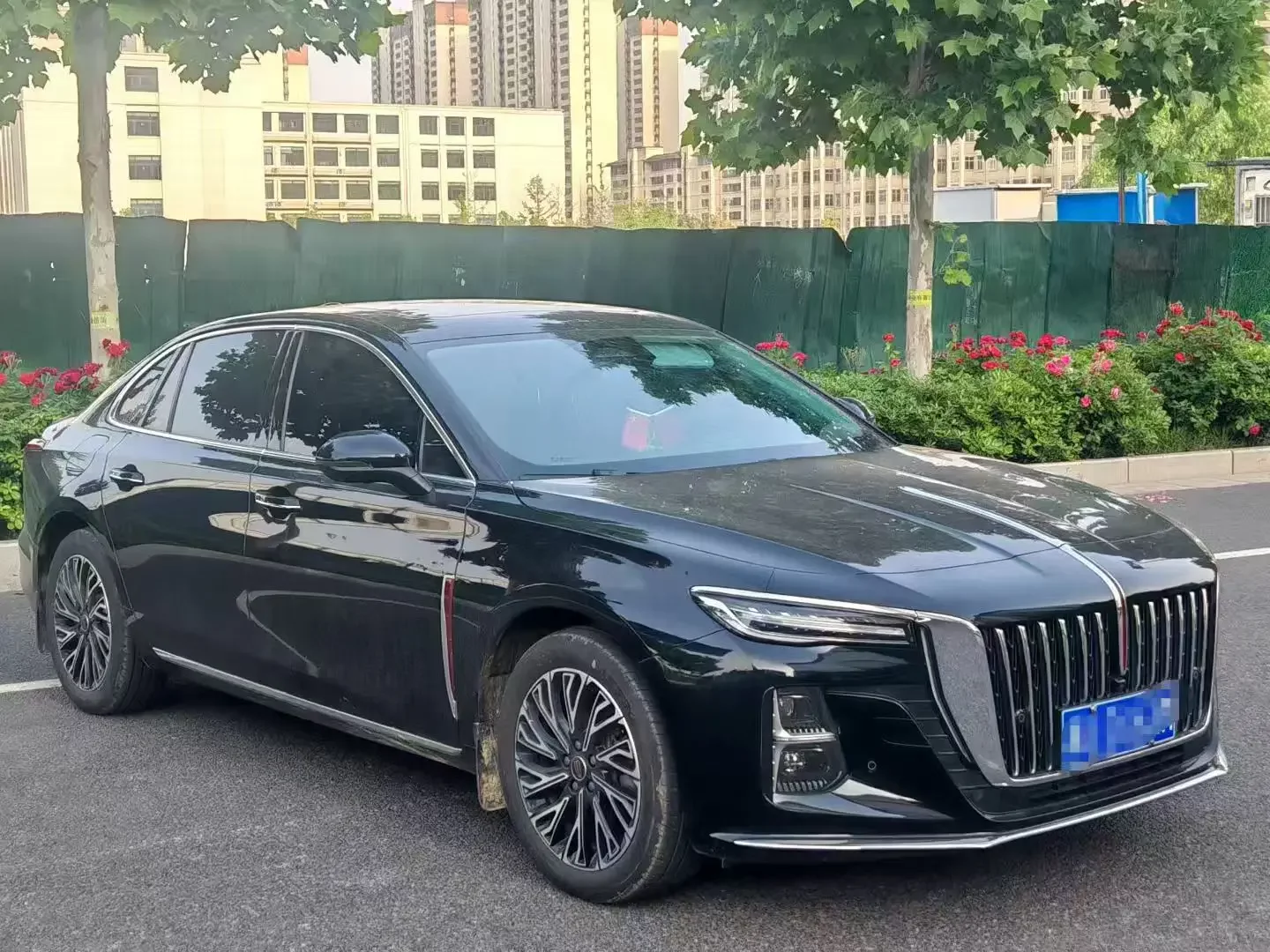 Hongqi H5