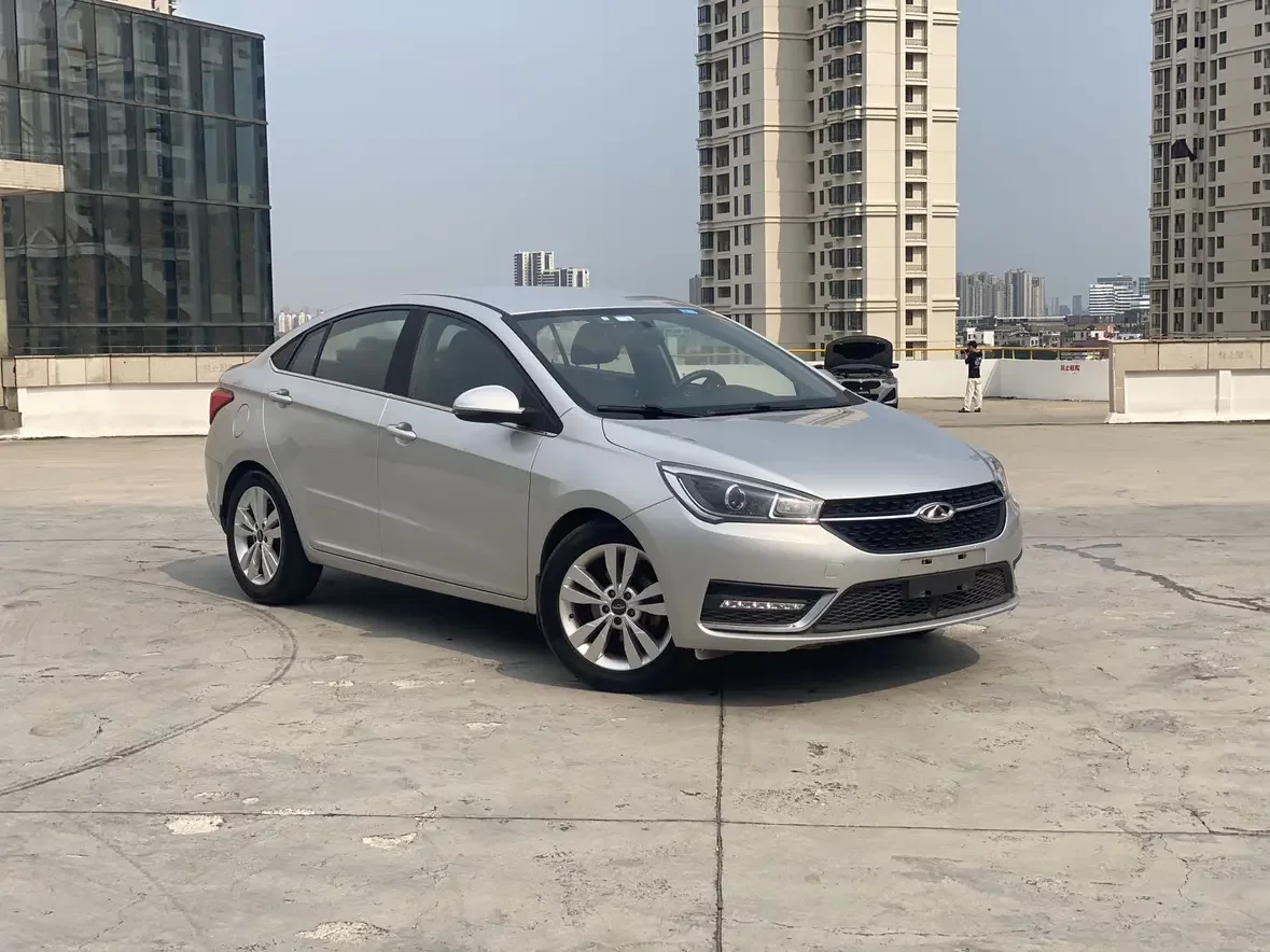 Chery Arrizo 5