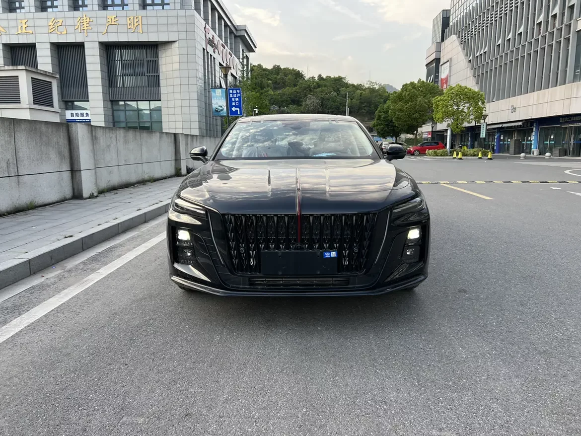 Hongqi H5