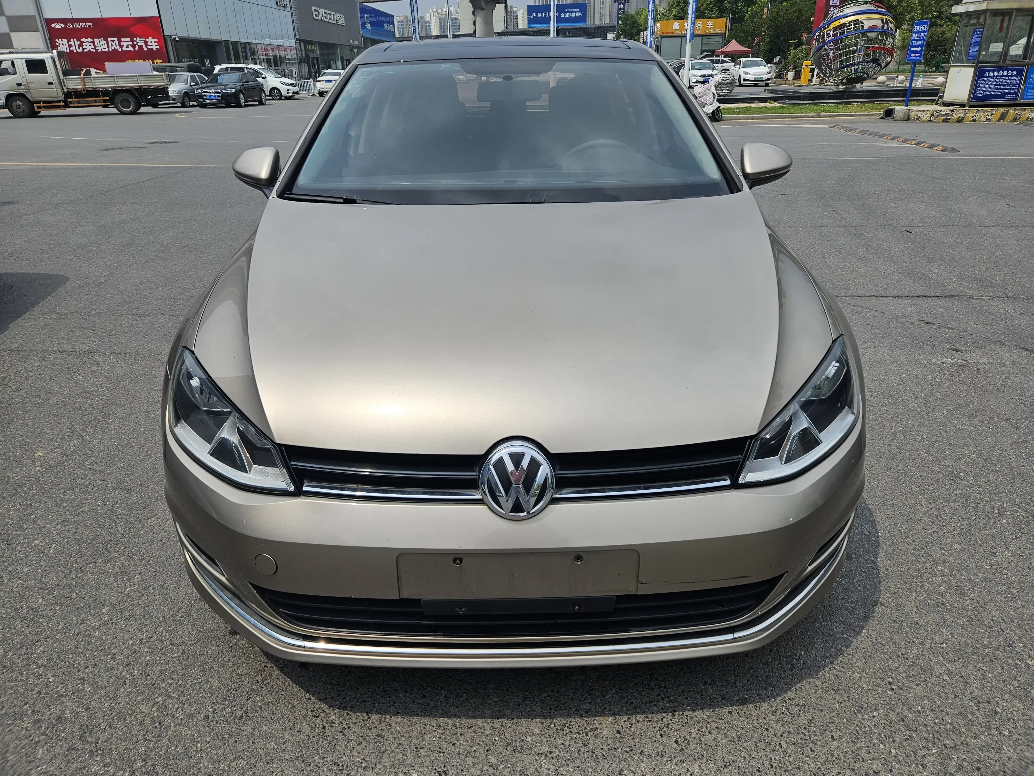 Volkswagen golf