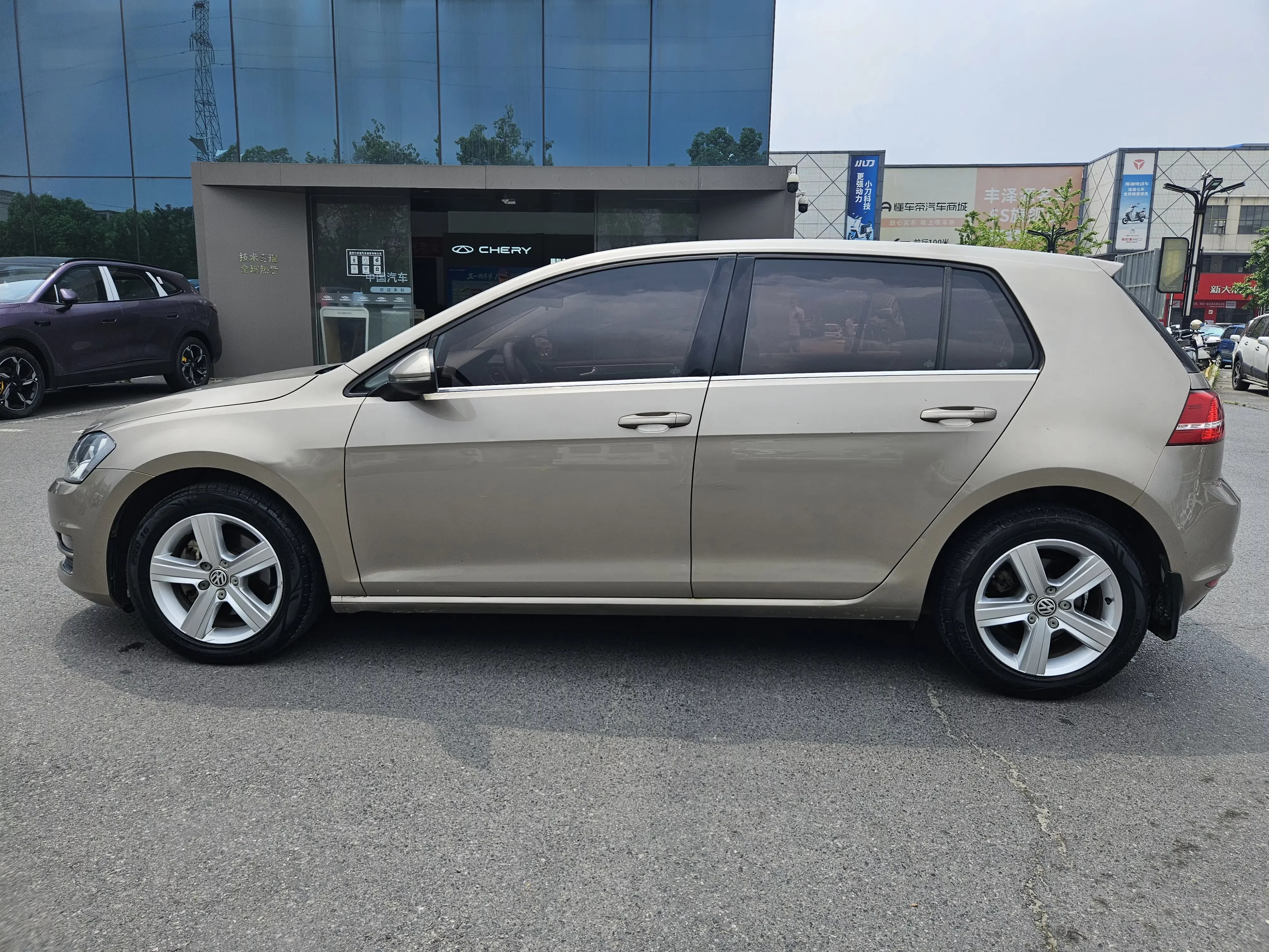 Volkswagen golf