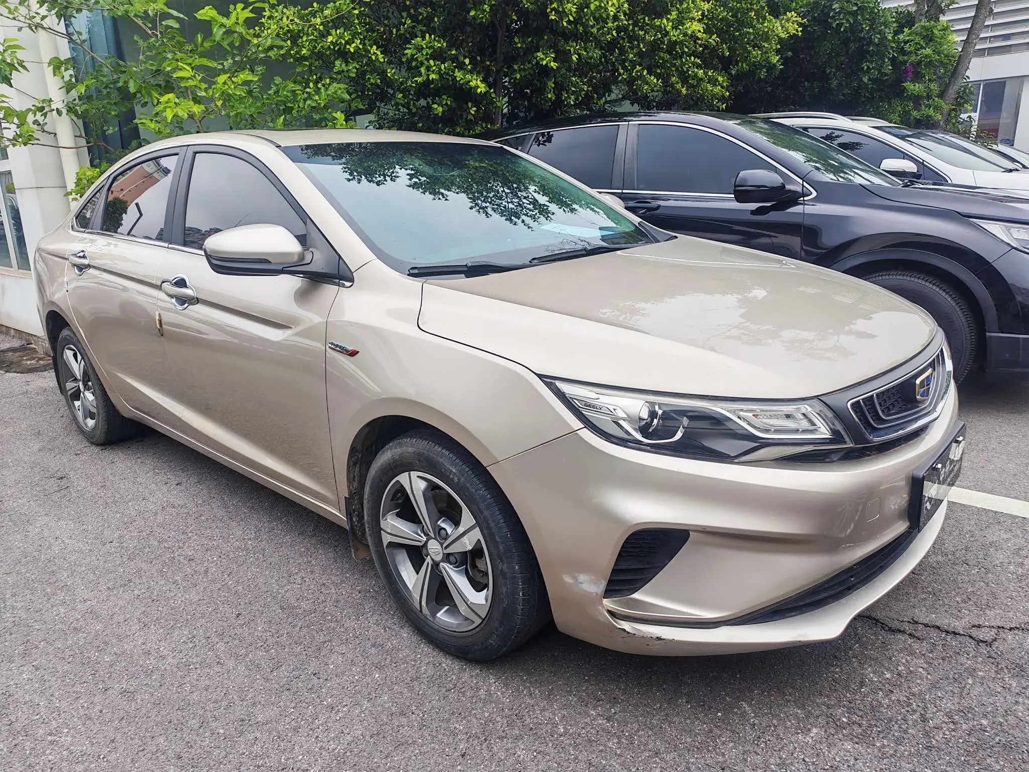 Geely Emgrand GL