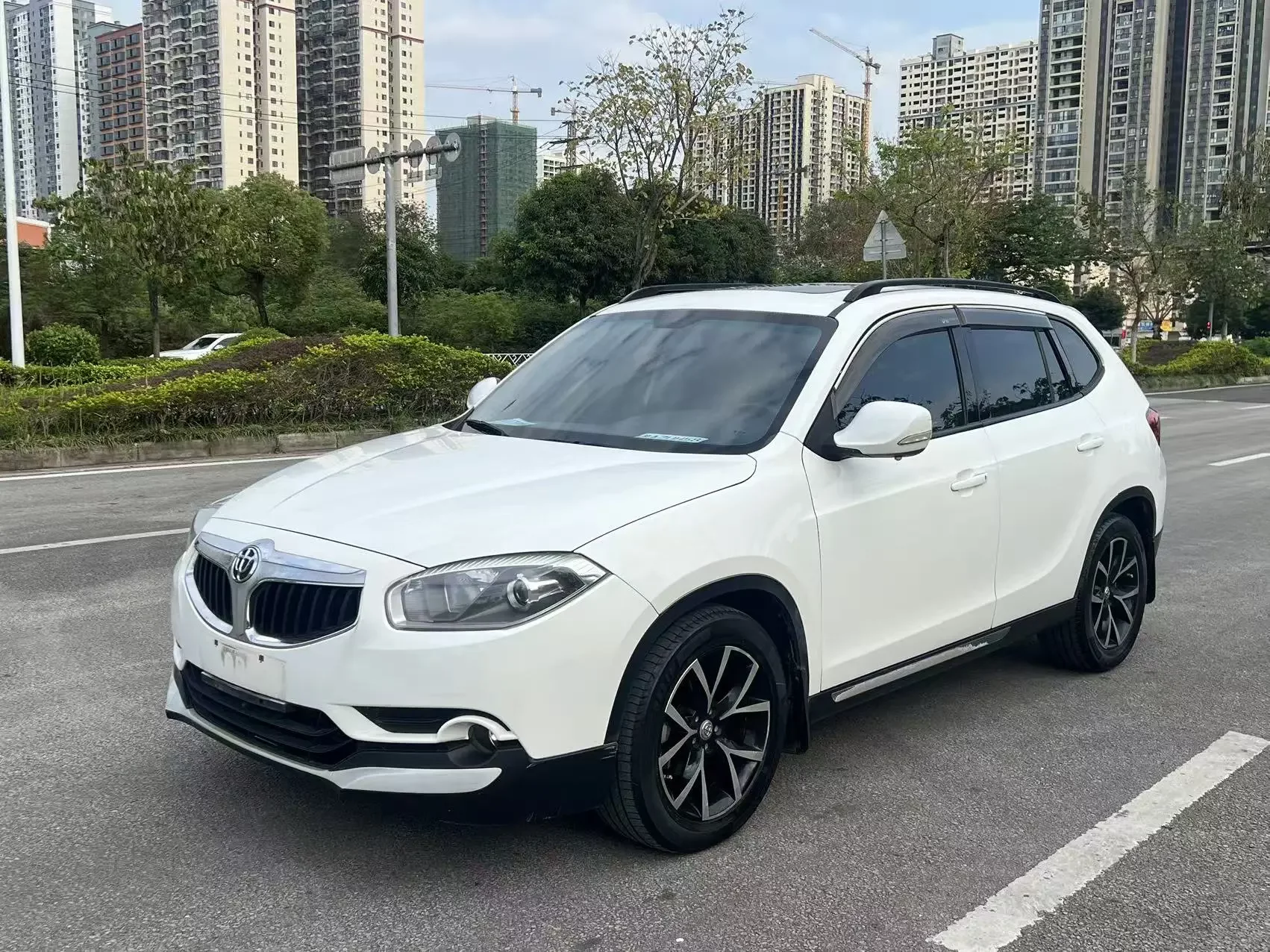 Brilliance Zhonghua V5