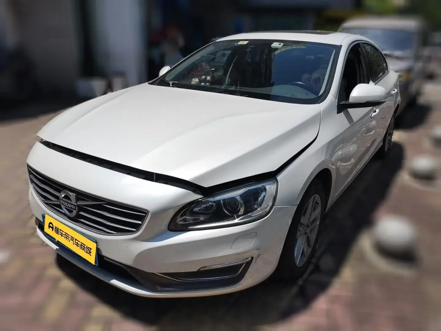 Volvo S60