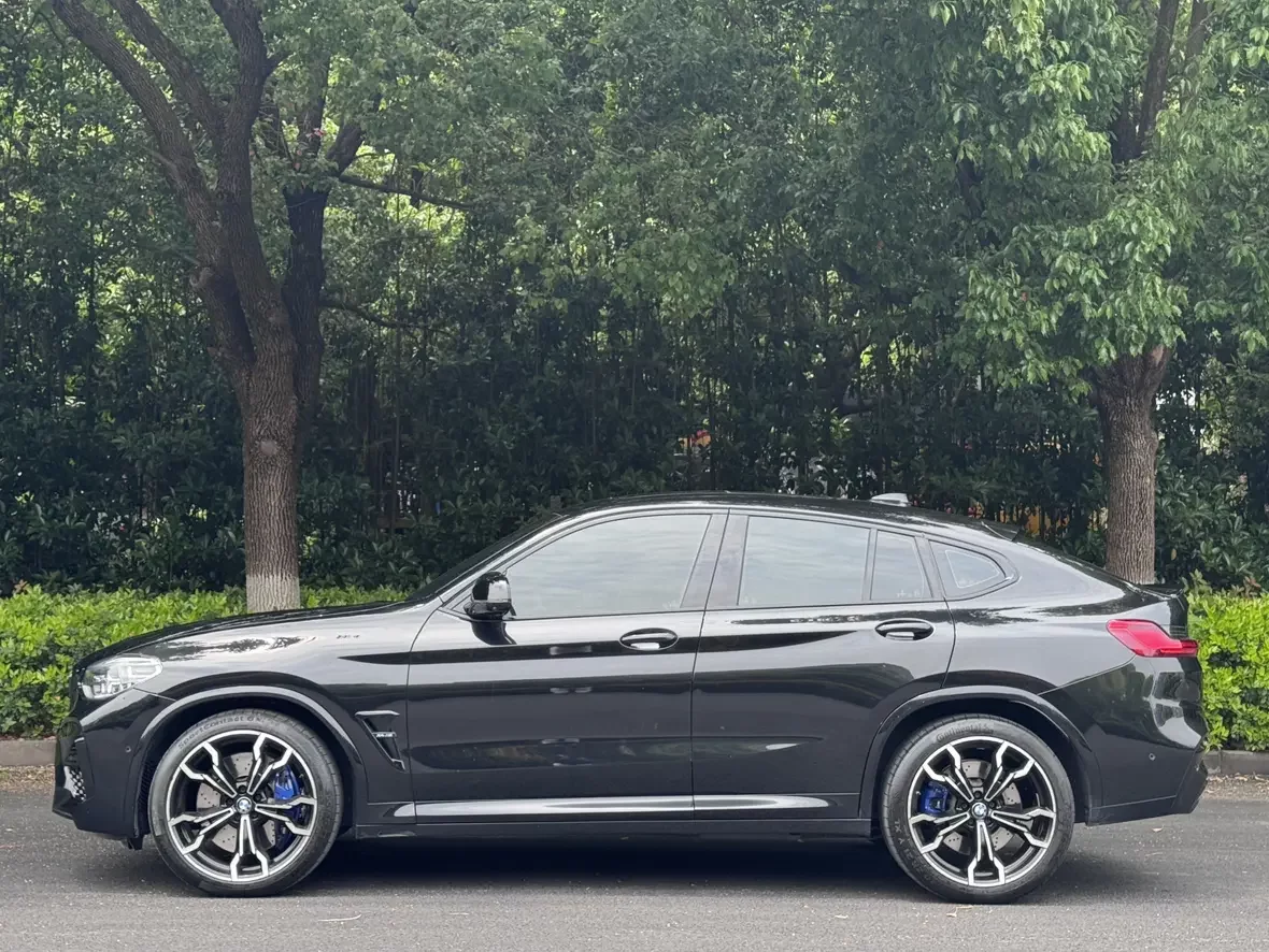 BMW X4 M