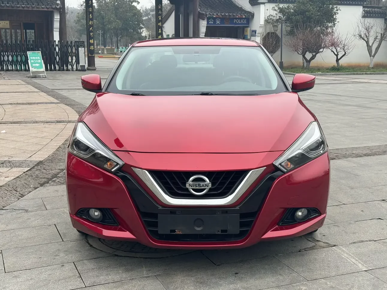Nissan bluebird