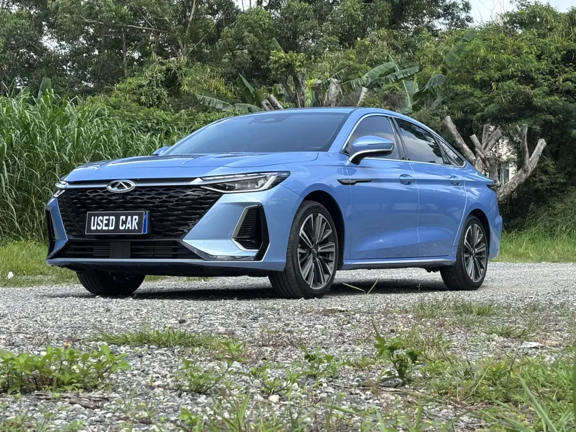 Chery Arrizo 8