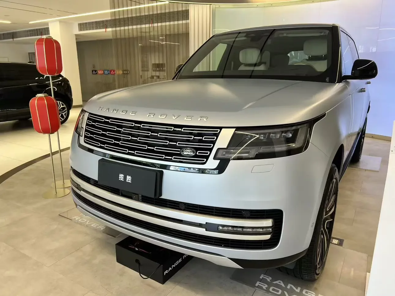 Land Rover range rover