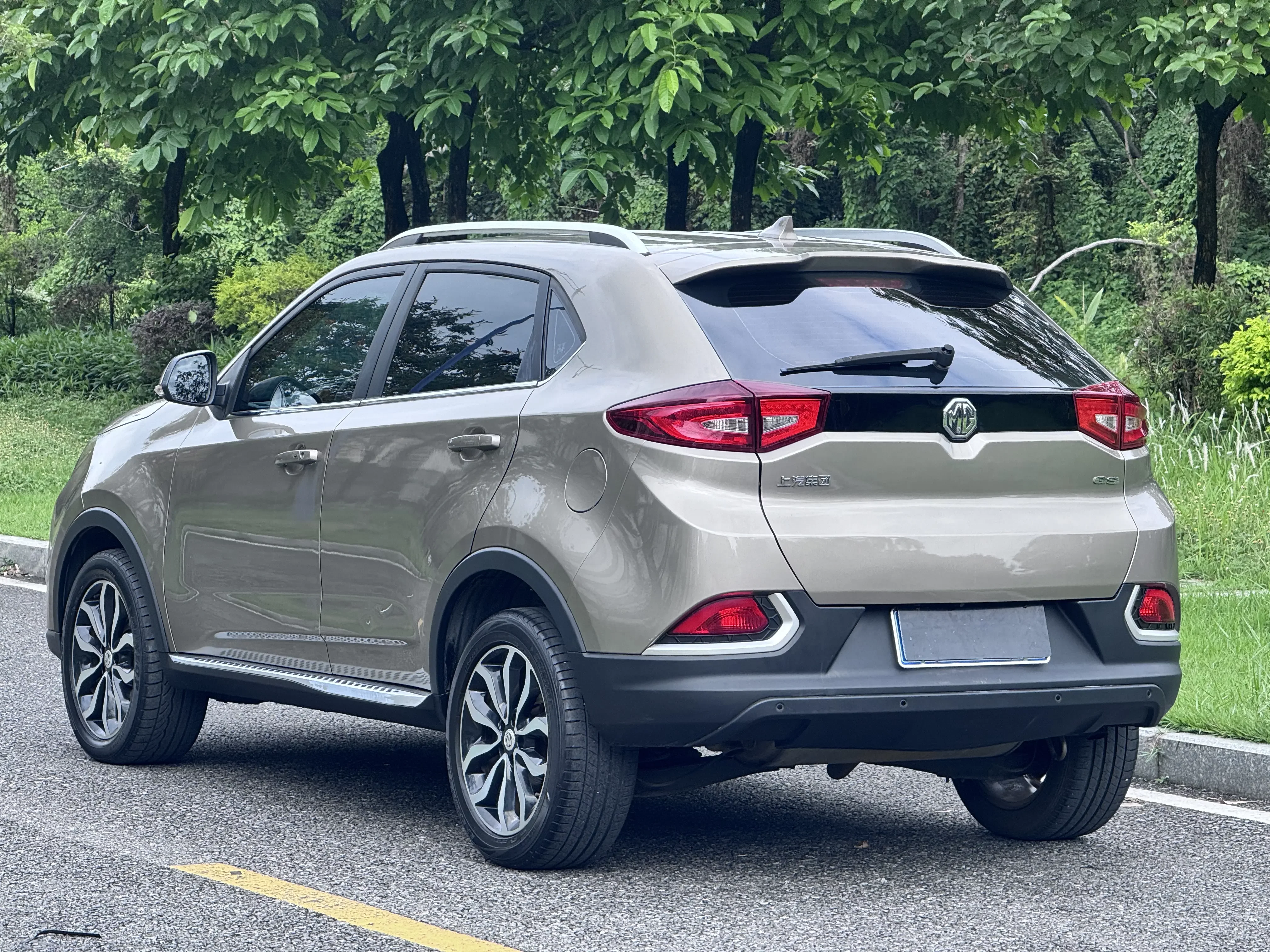 MG Ruiteng