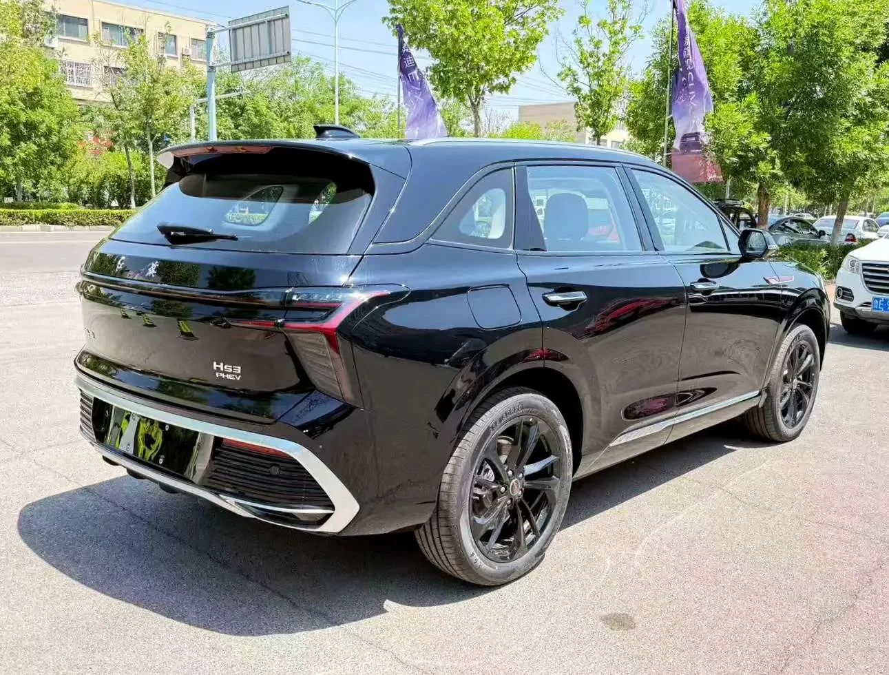 Hongqi HS3 PHEV