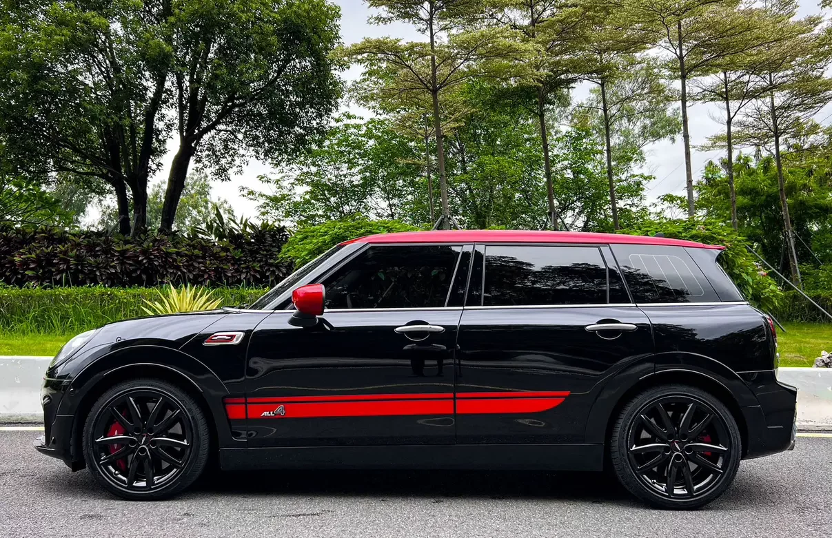 MINI JCW CLUBMAN