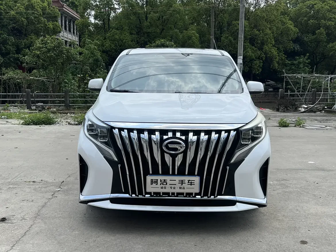 GAC Trumpchi M8