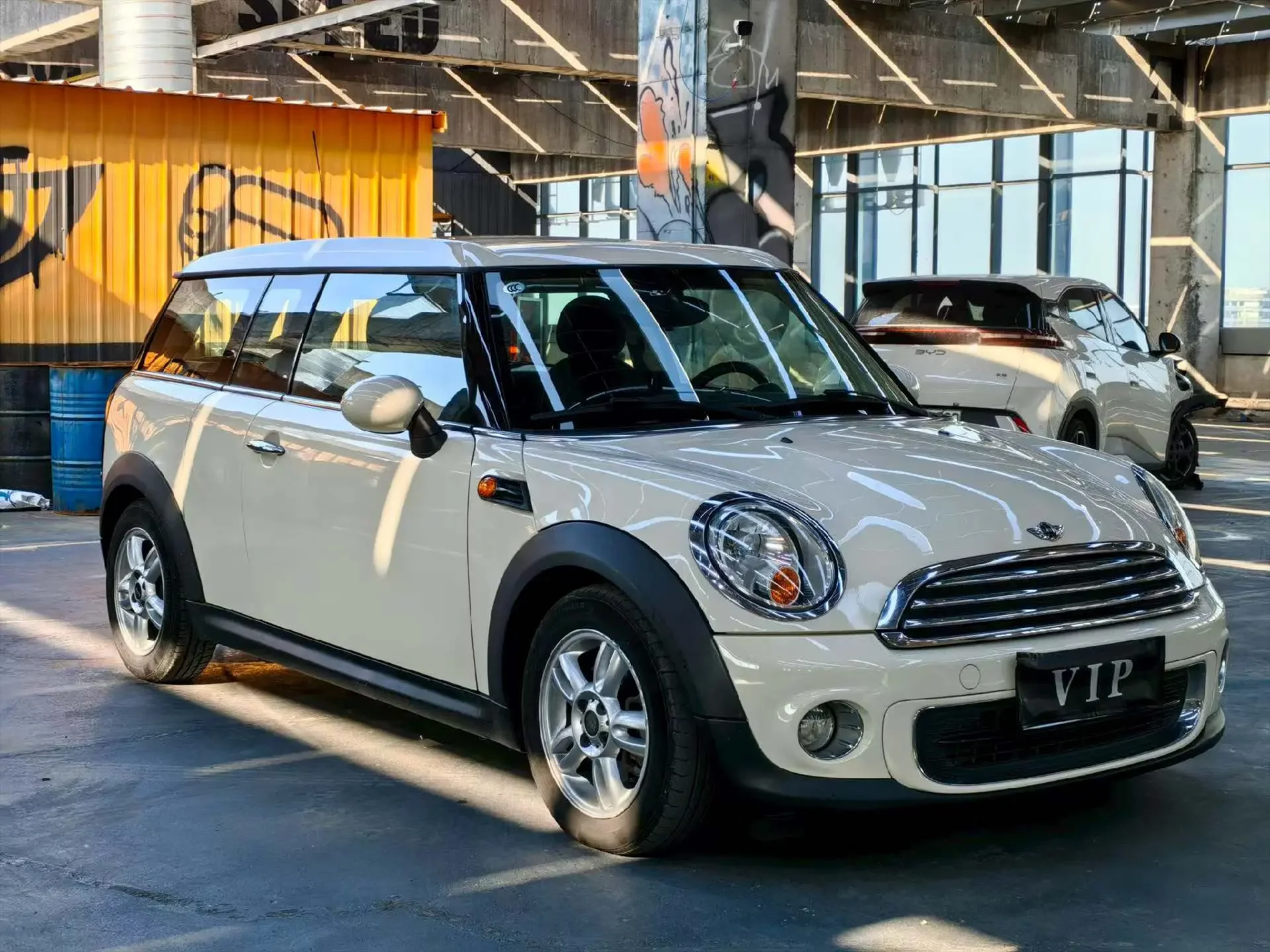 MINI CLUBMAN