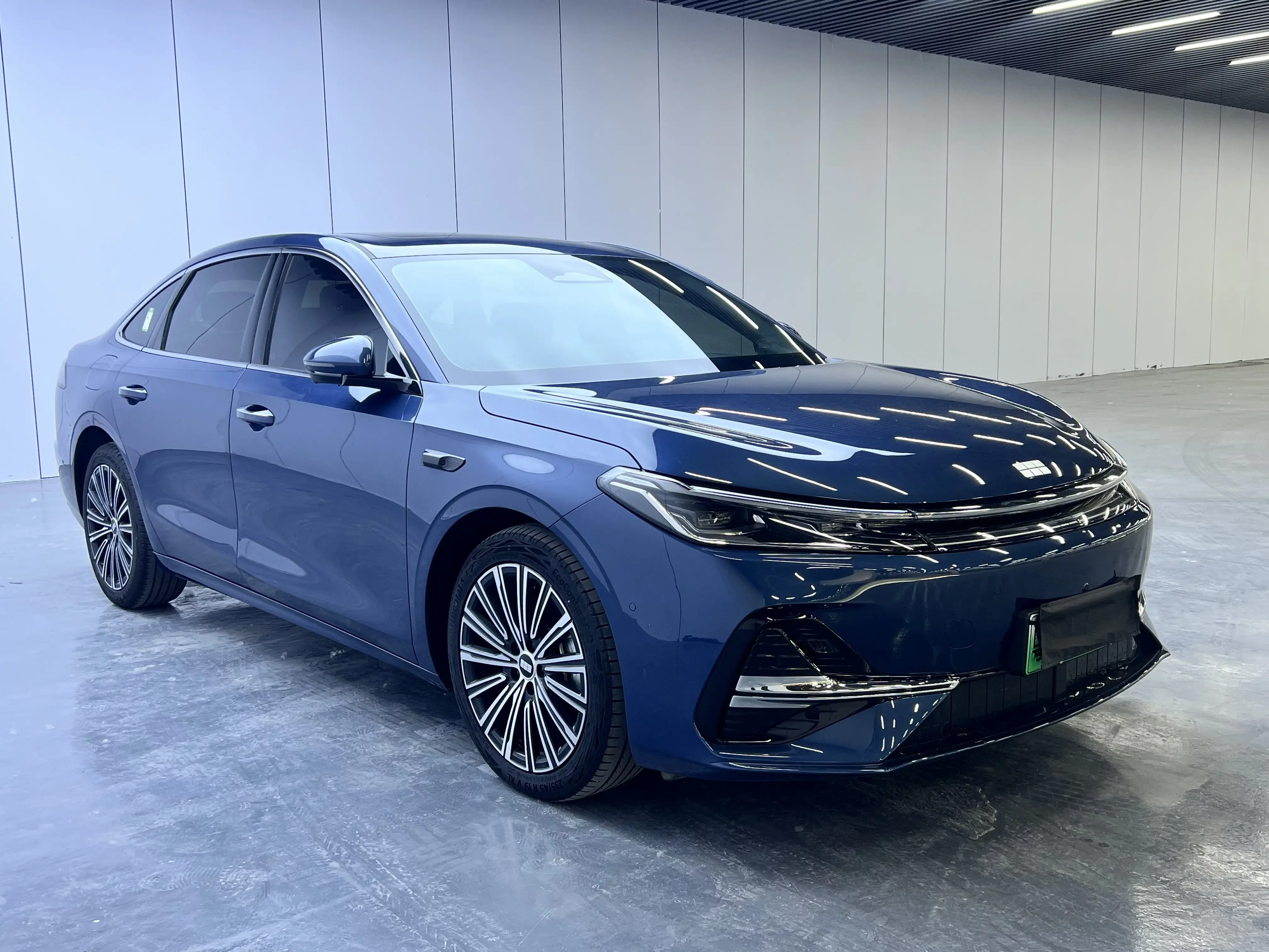 Geely Galaxy A7 EM