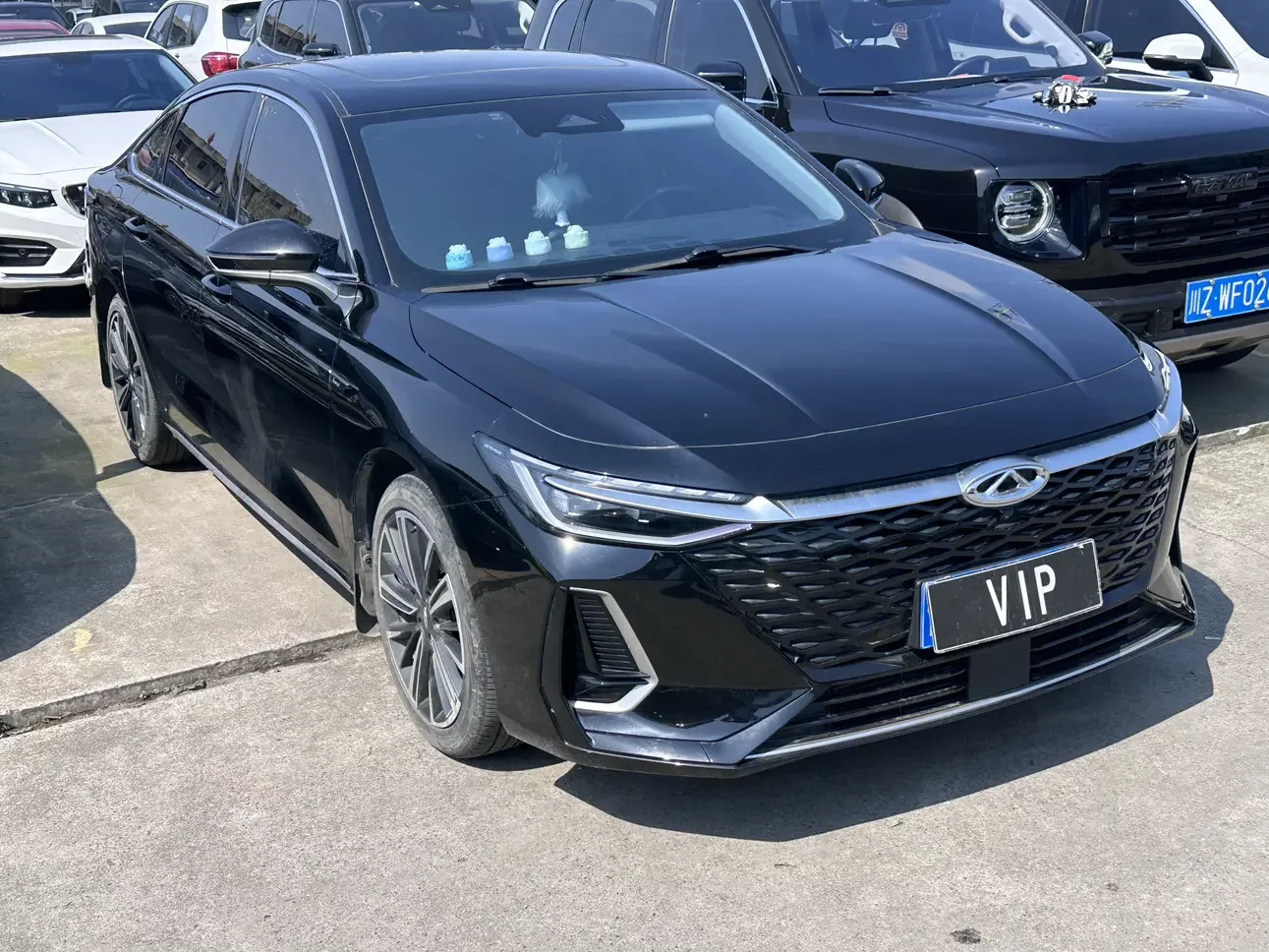 Chery Arrizo 8