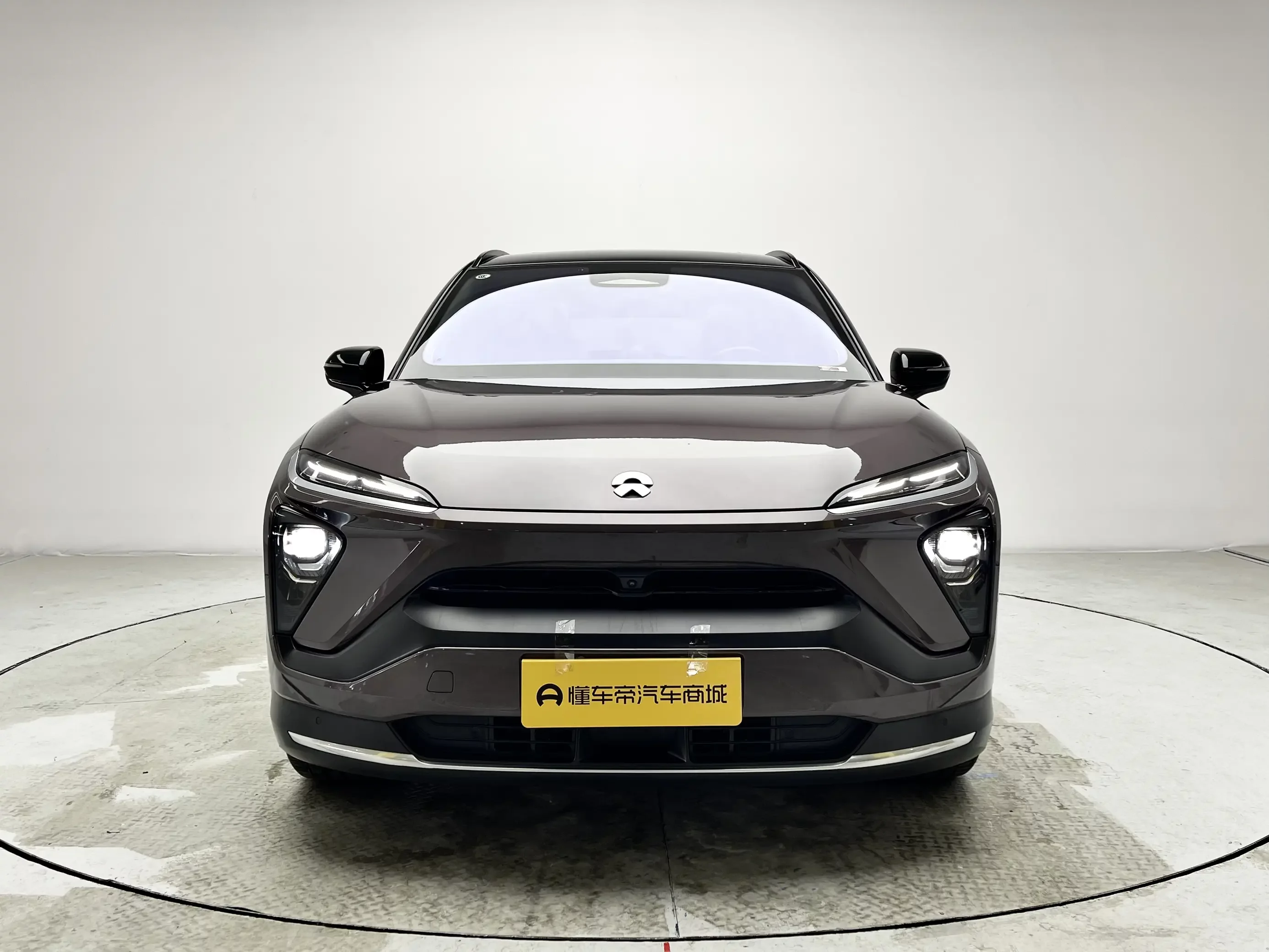 NIO ES6