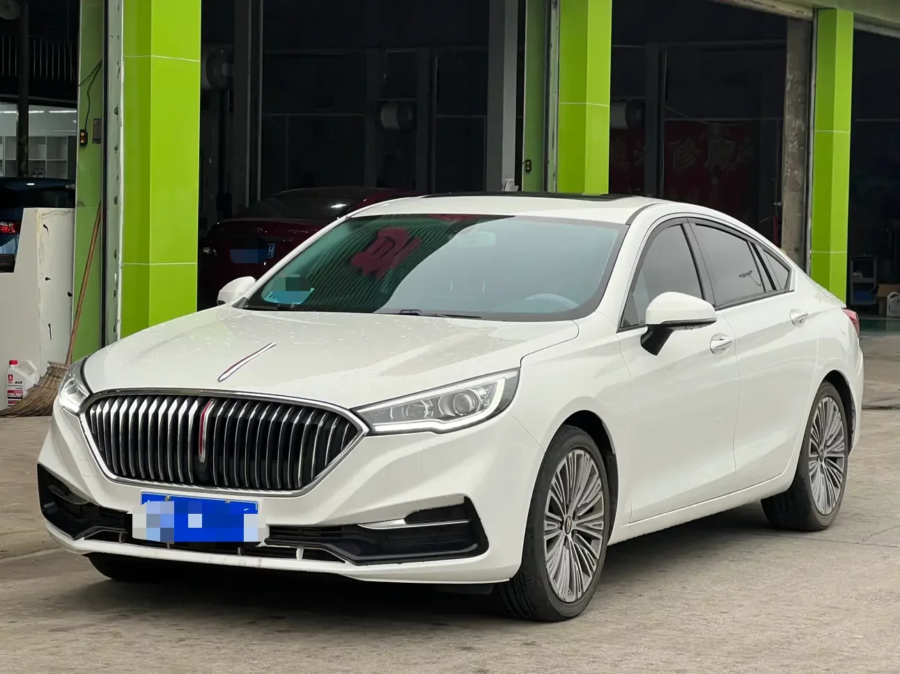 Hongqi H5 classic