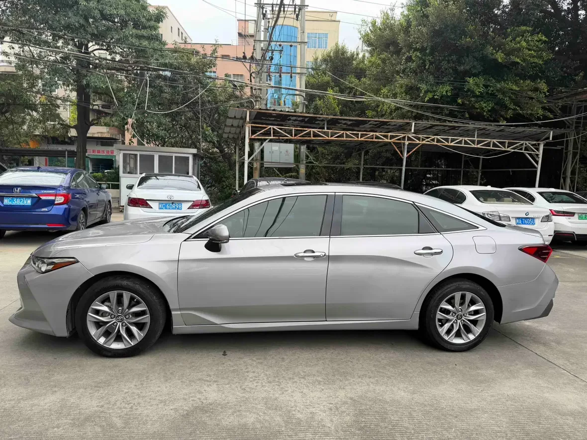 Toyota Avalon