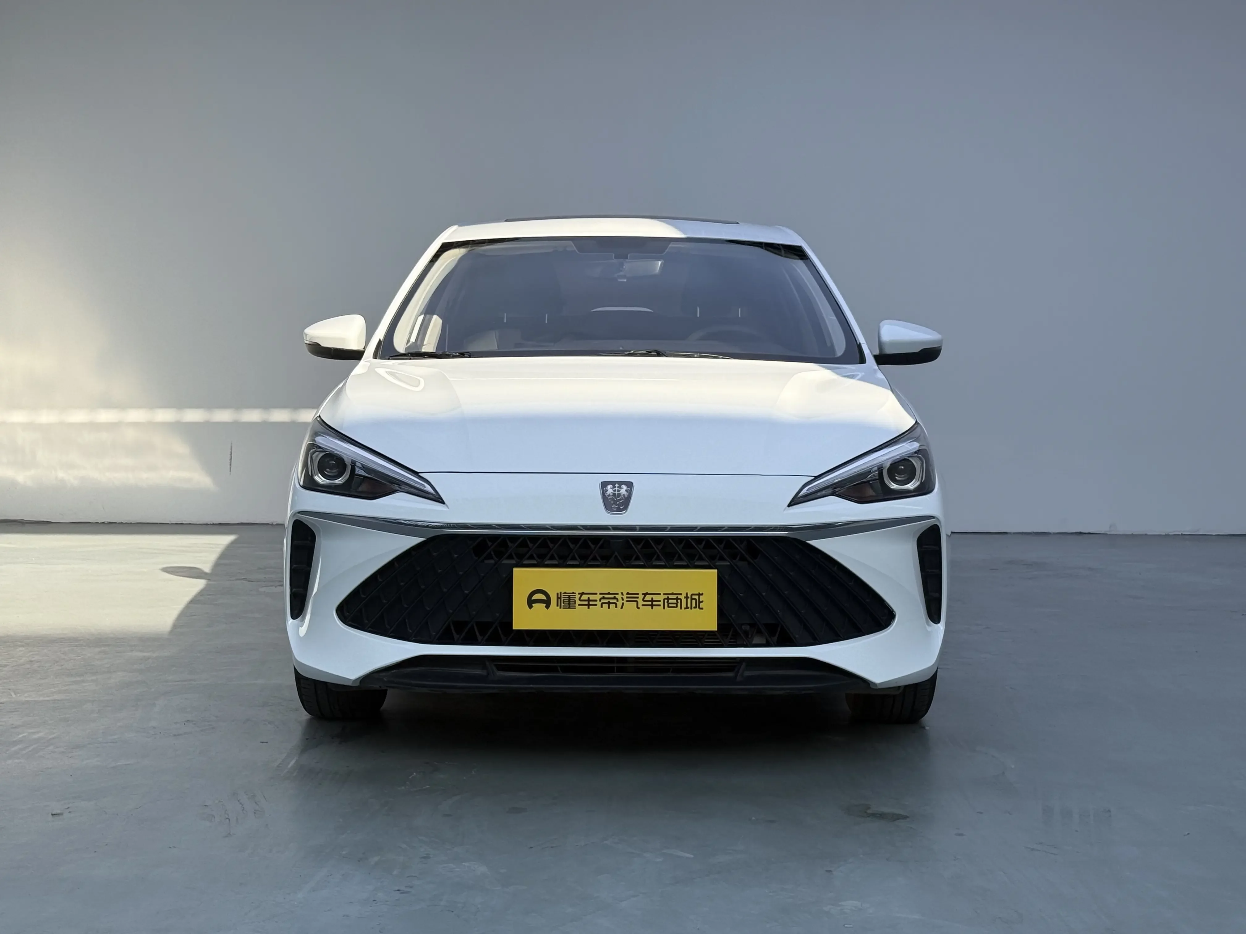 Roewe i5