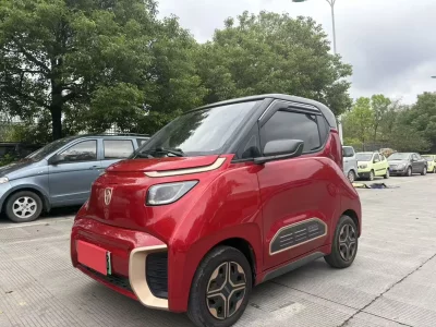Baojun E200
