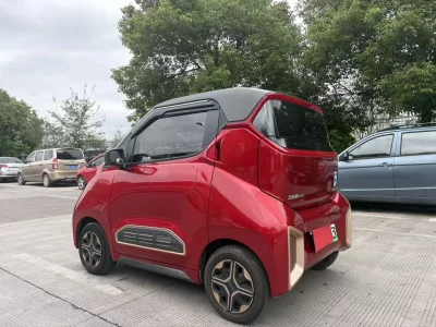 Baojun E200