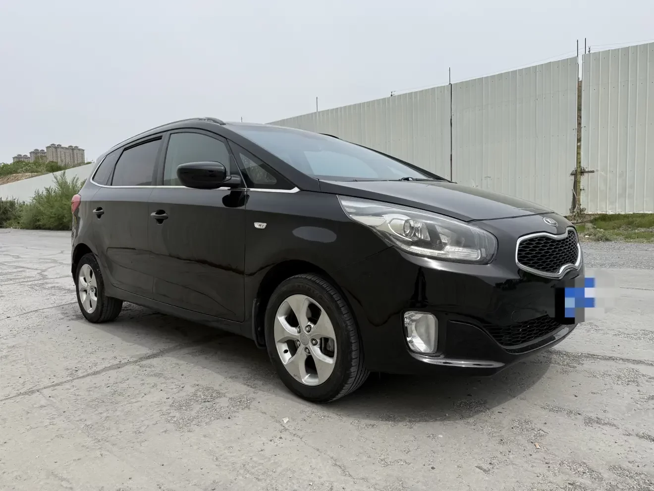 Kia Carens
