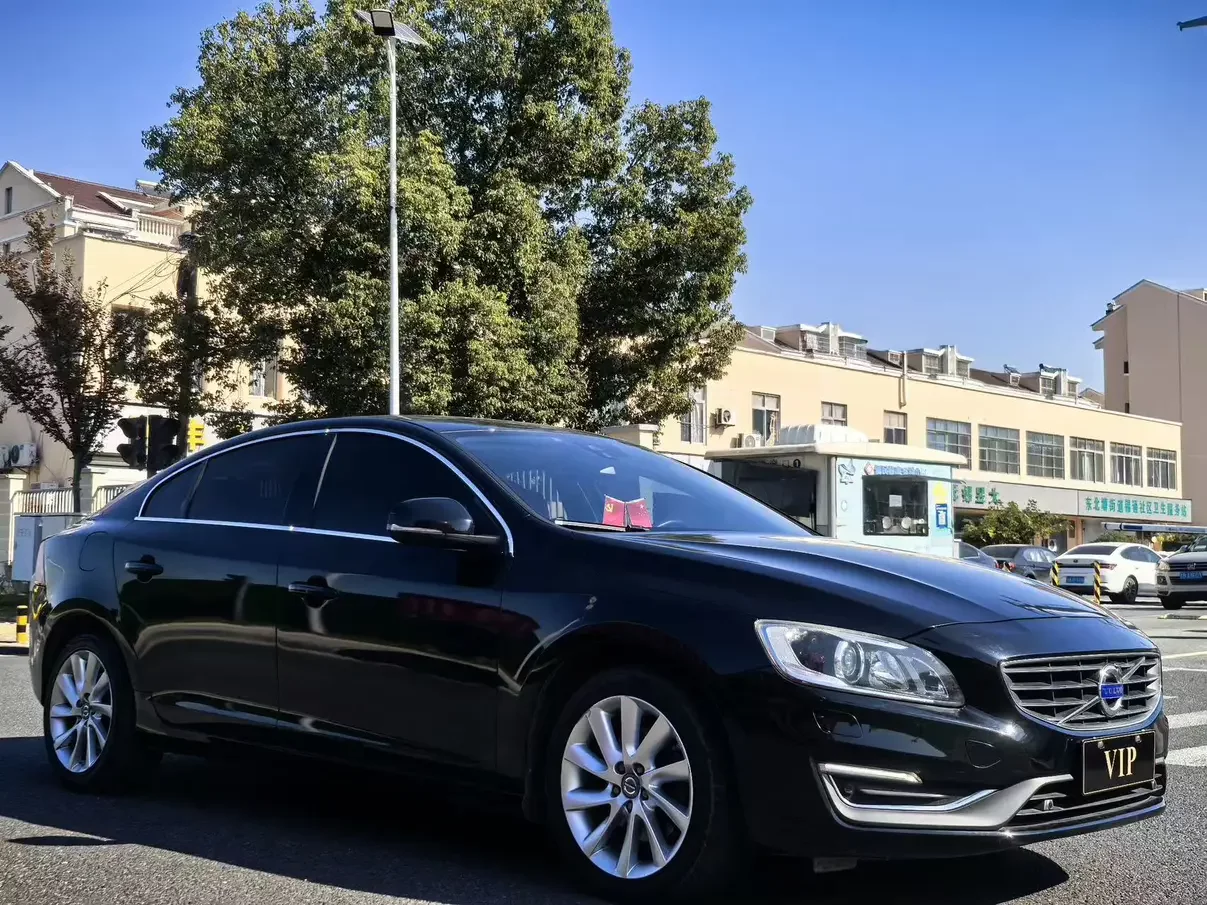 Volvo S60