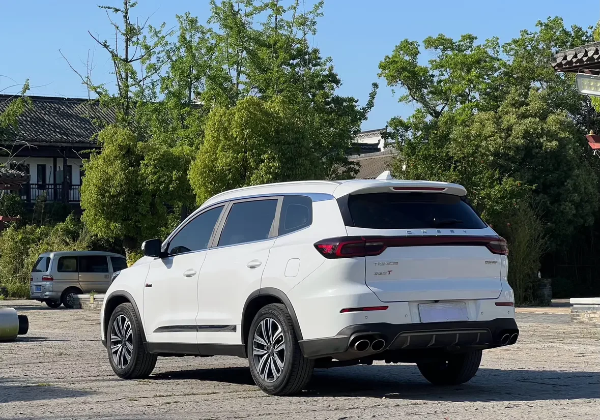 Chery Tiggo 8