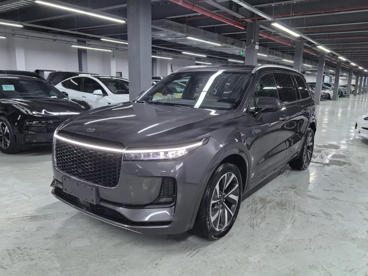 Li ONE (Ideal ONE)  из Китая
