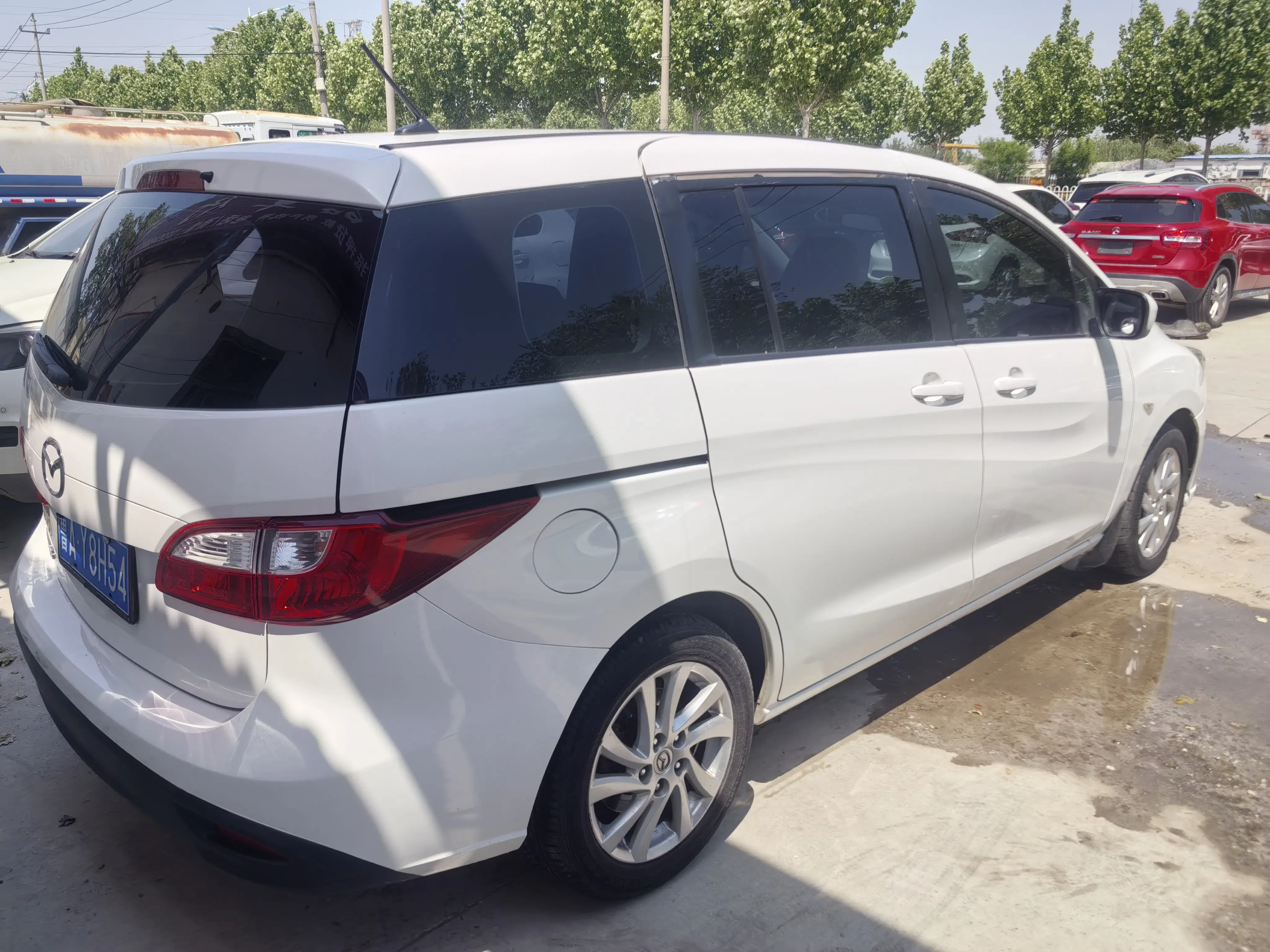 Mazda 5