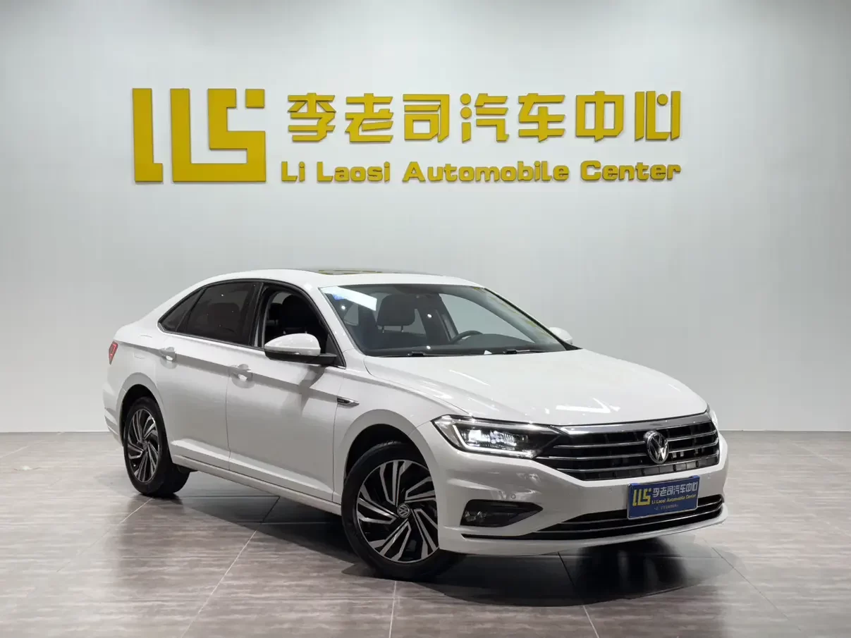 Volkswagen Sagitar