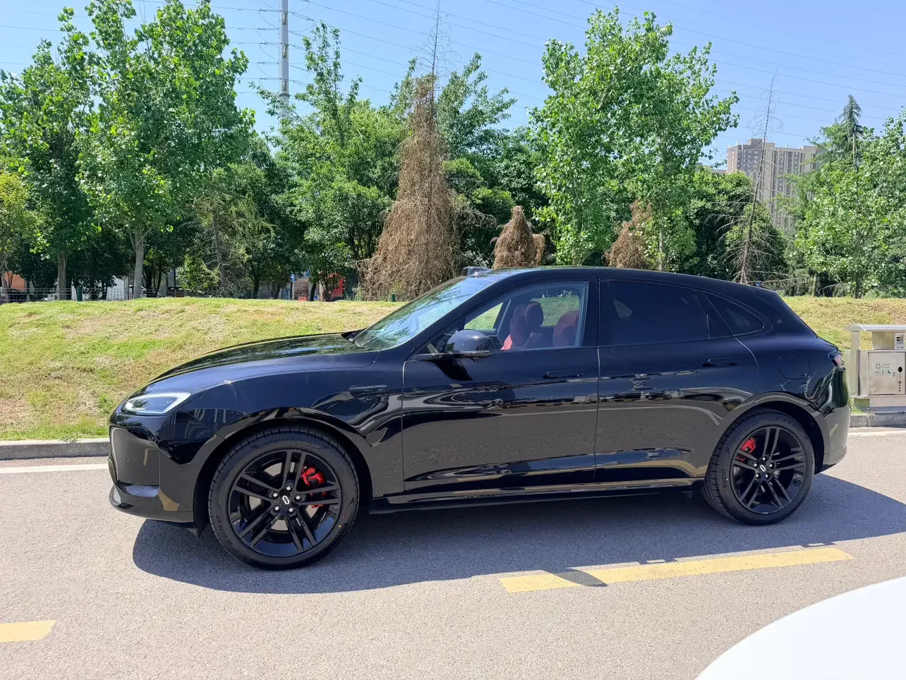AITO M5
