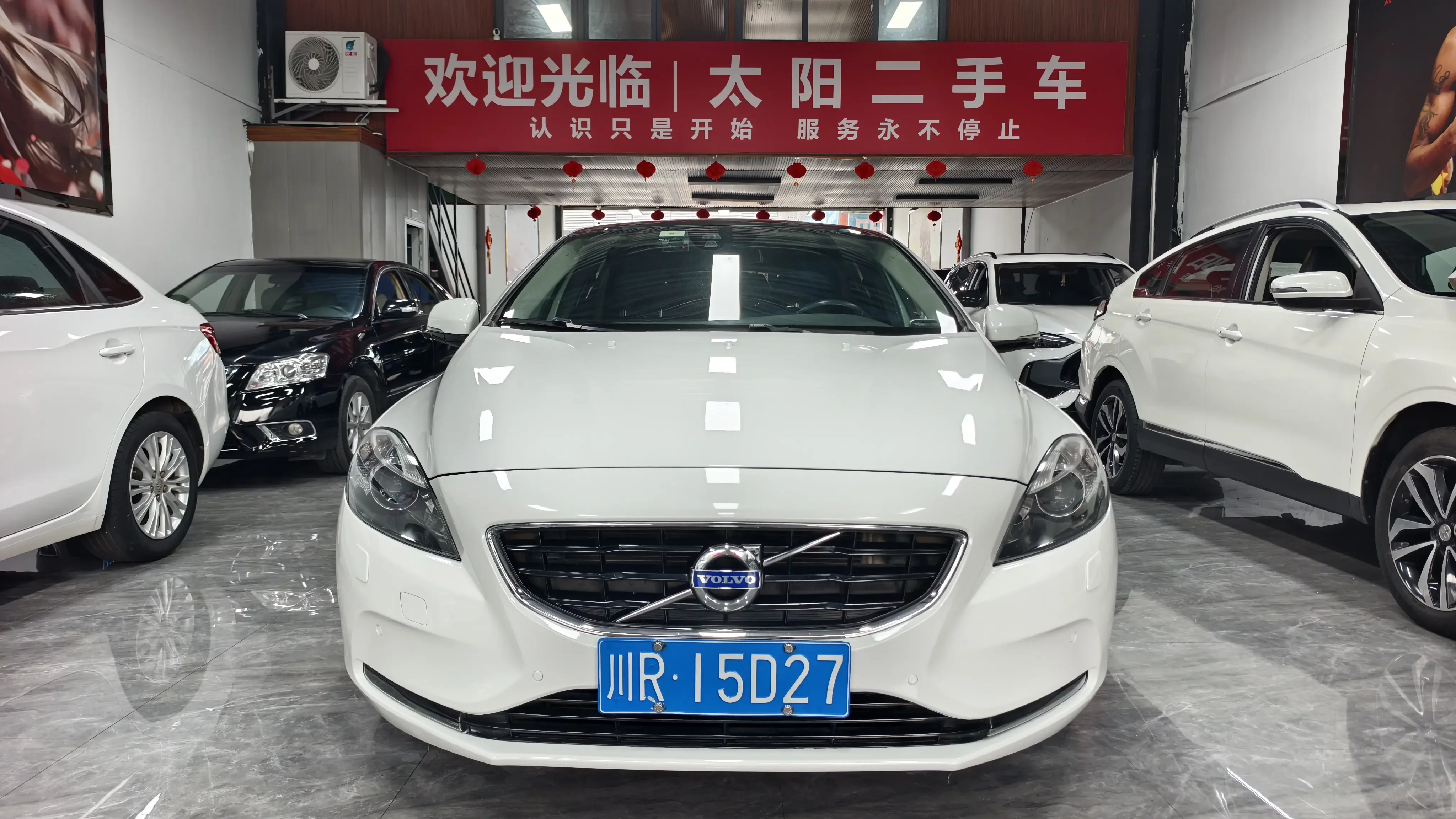 Volvo V40