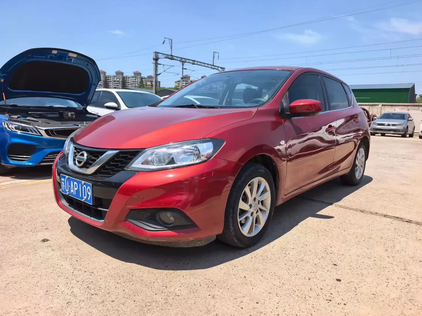 Nissan Tiida